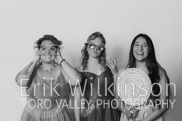 210411_DCHS_0077_BW